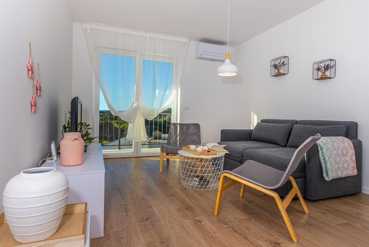 Apartment Vivien ツリクヴェニツァ エクステリア 写真